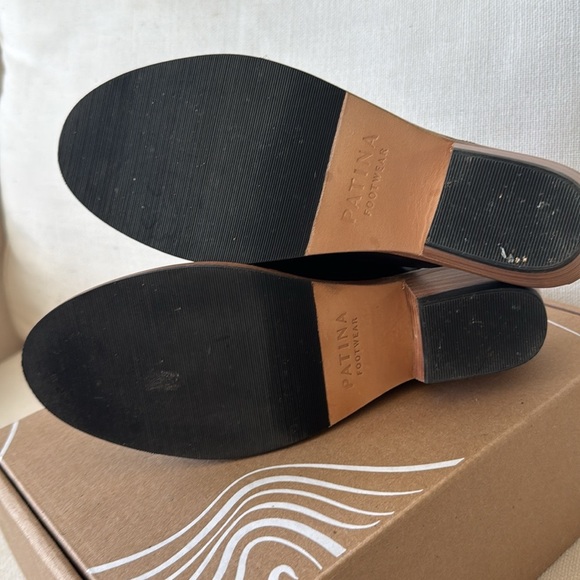 Portland Leather Patina Black Women's Mules - Picture 6 of 6